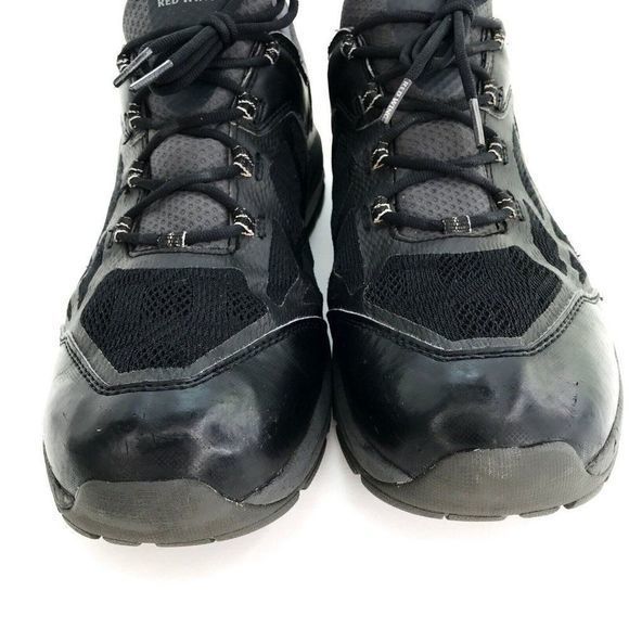Athletic_Shoes